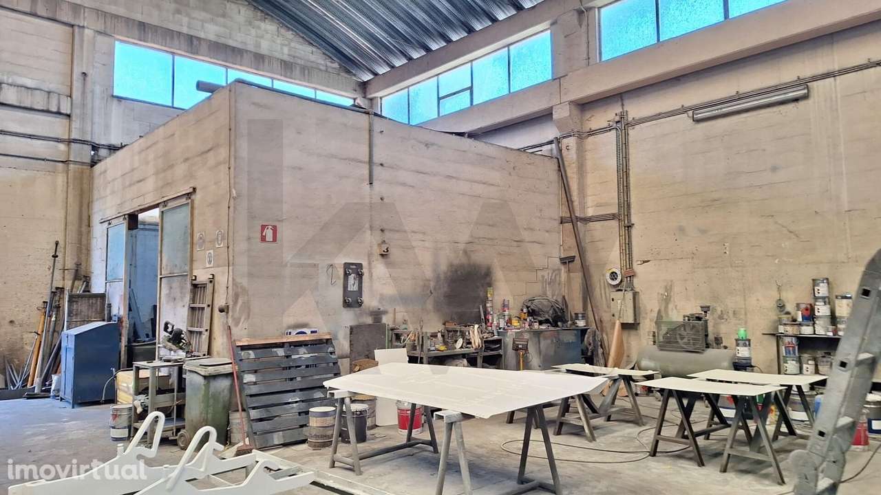 Unidade Industrial de Excelência: Armazém com Ponte Rolante + Lote de - Grande imagem: 3/20