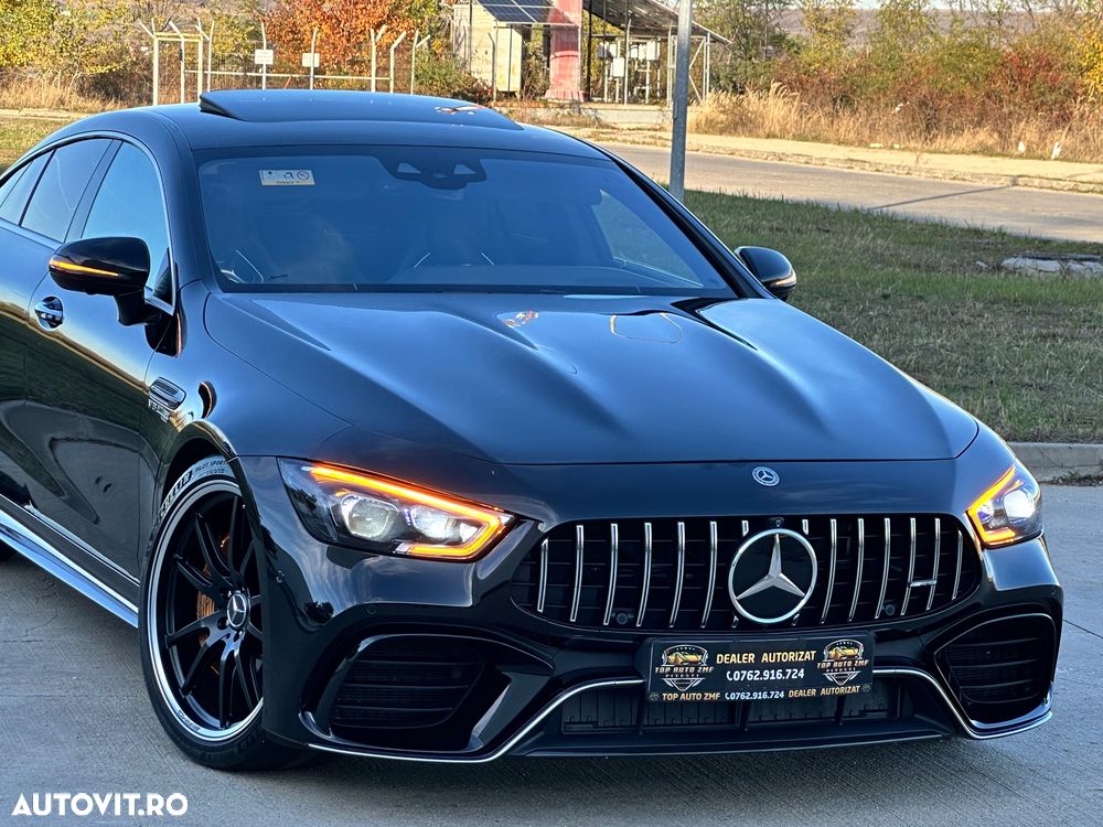 Mercedes-Benz AMG GT-S 63 4MATIC+ - 37