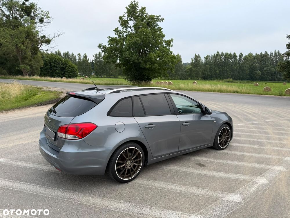 Chevrolet Cruze 1.7 LT - 5