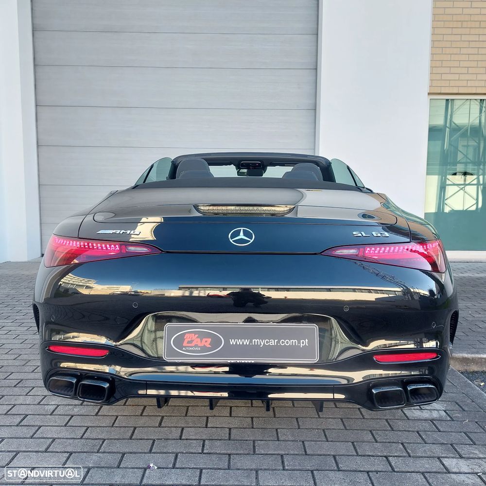 Mercedes-Benz SL 63 AMG 4Matic+ - 16