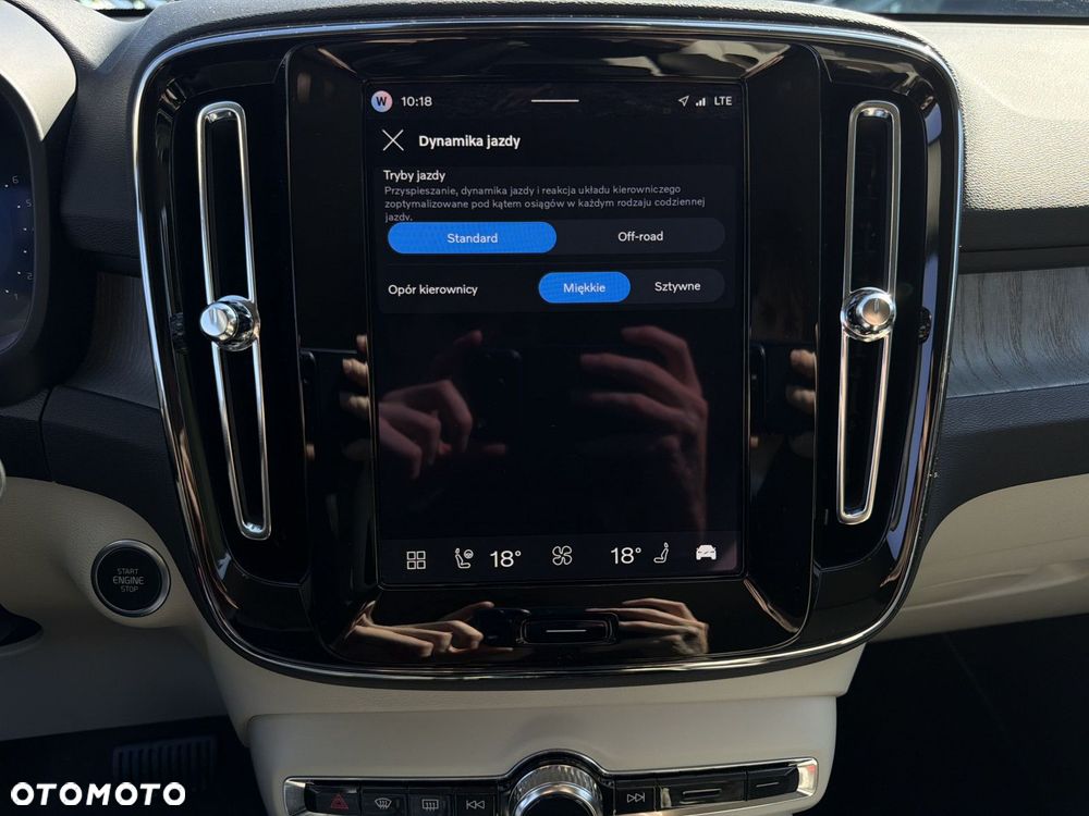 Volvo XC 40 - 23