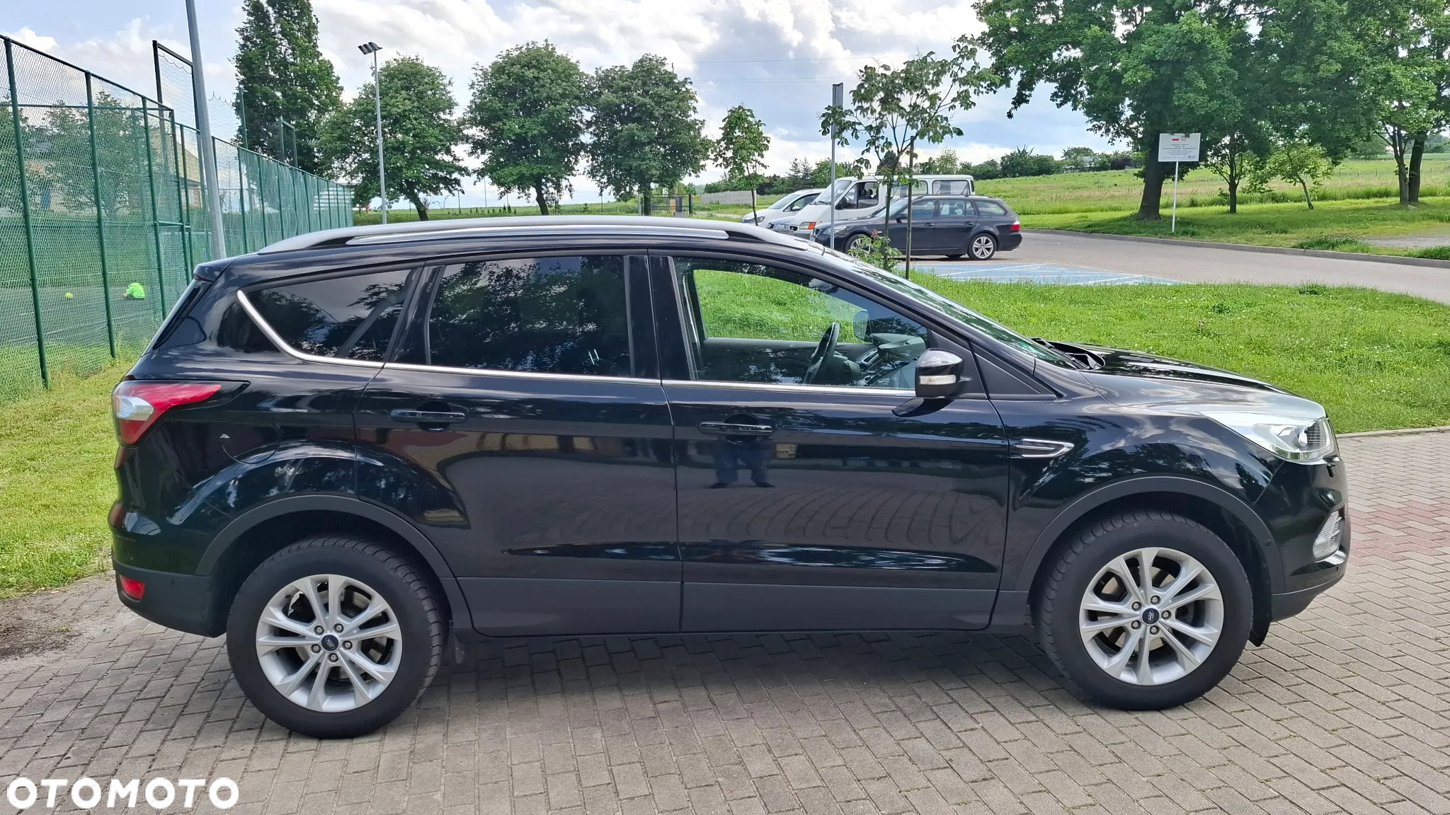Ford Kuga 1.5 EcoBoost 2x4 SYNC - 2