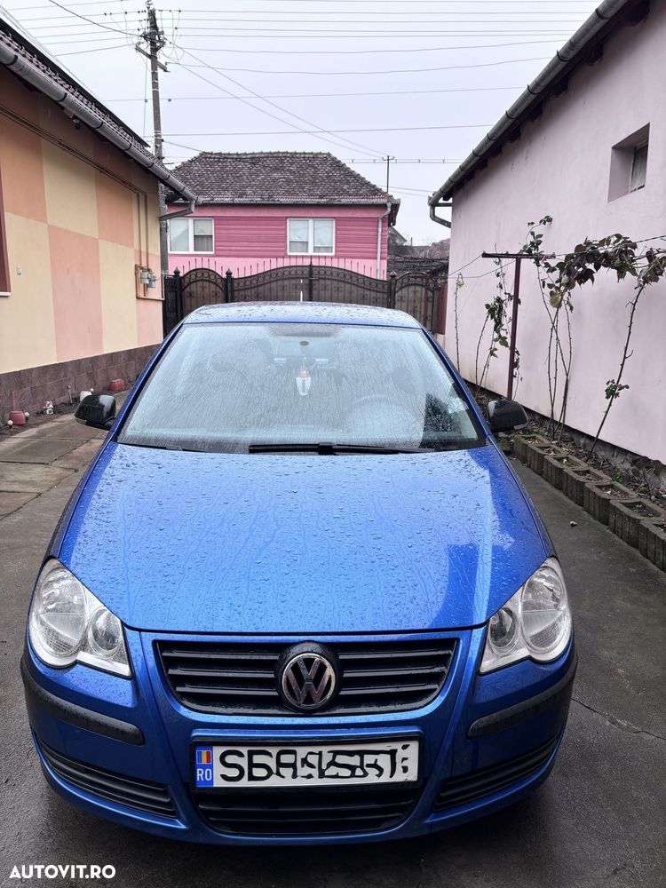 Volkswagen Polo - 1