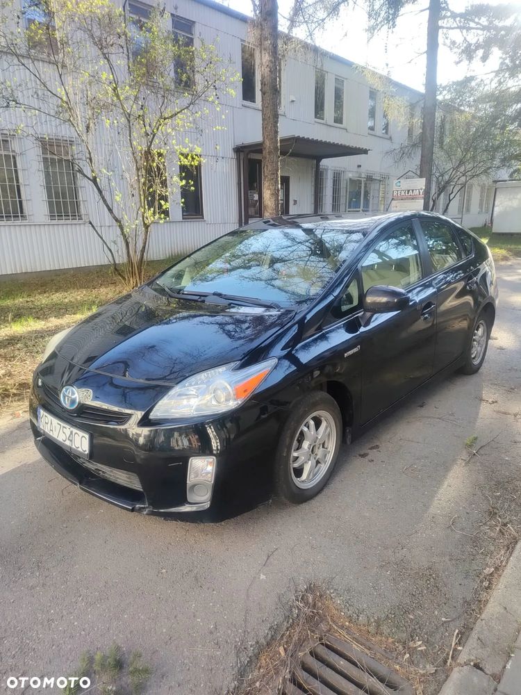 Toyota Prius 1.8 HSD Prestige - 1