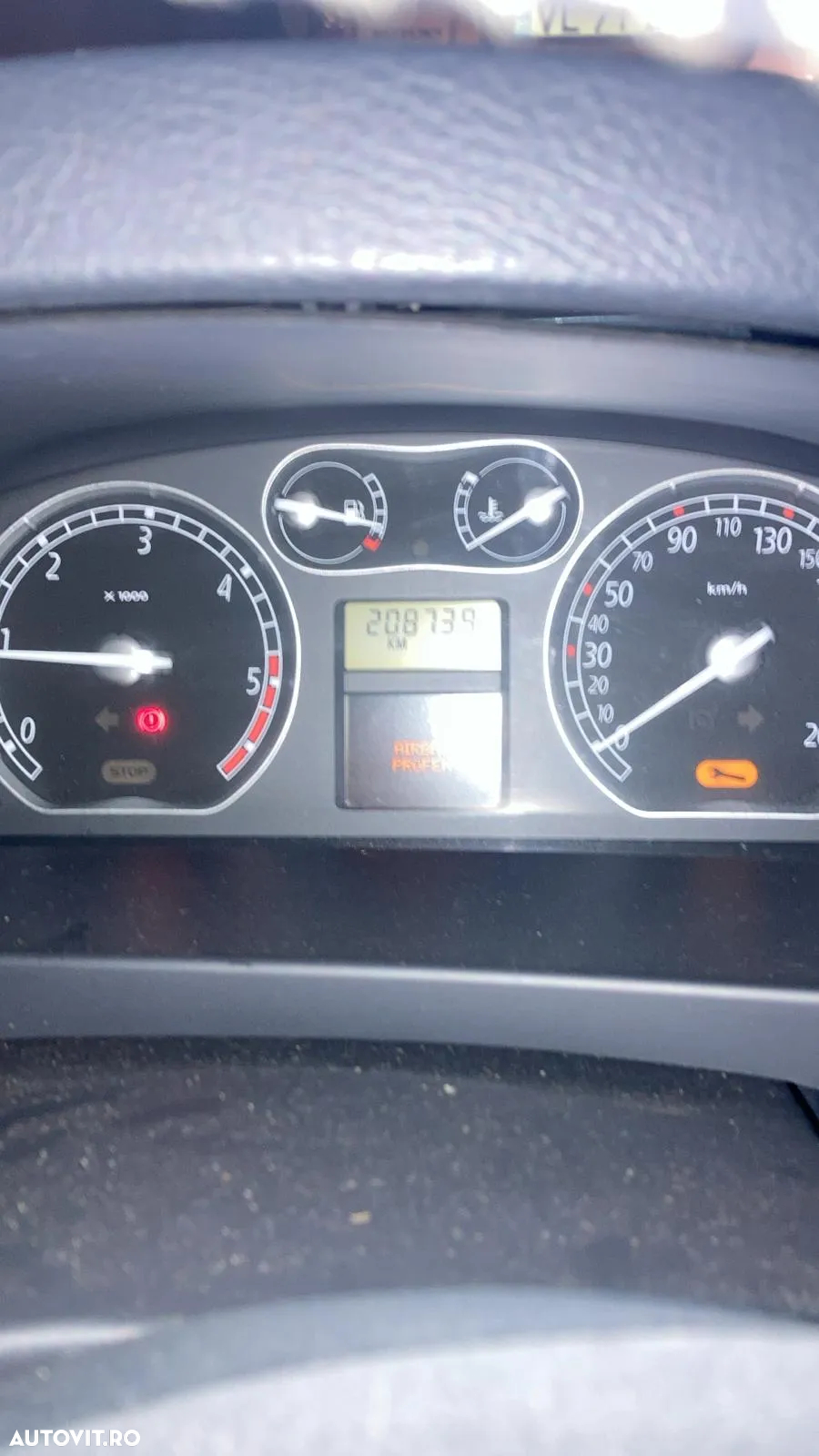 Renault Laguna 2.0dCi Initiale - 9
