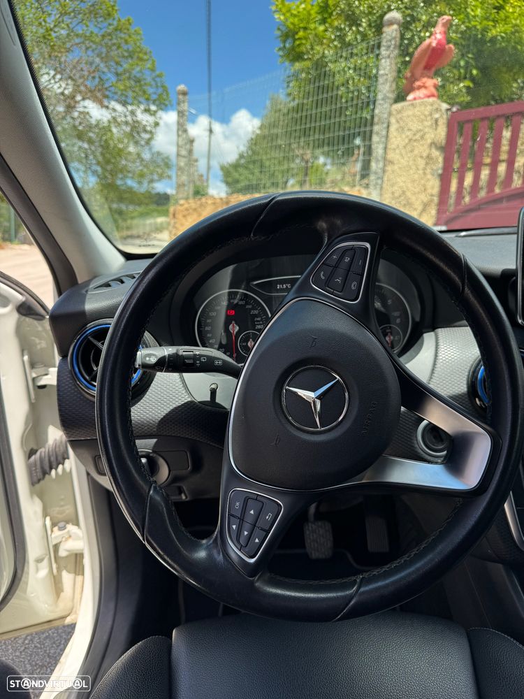 Mercedes-Benz A 180 d Urban - 10