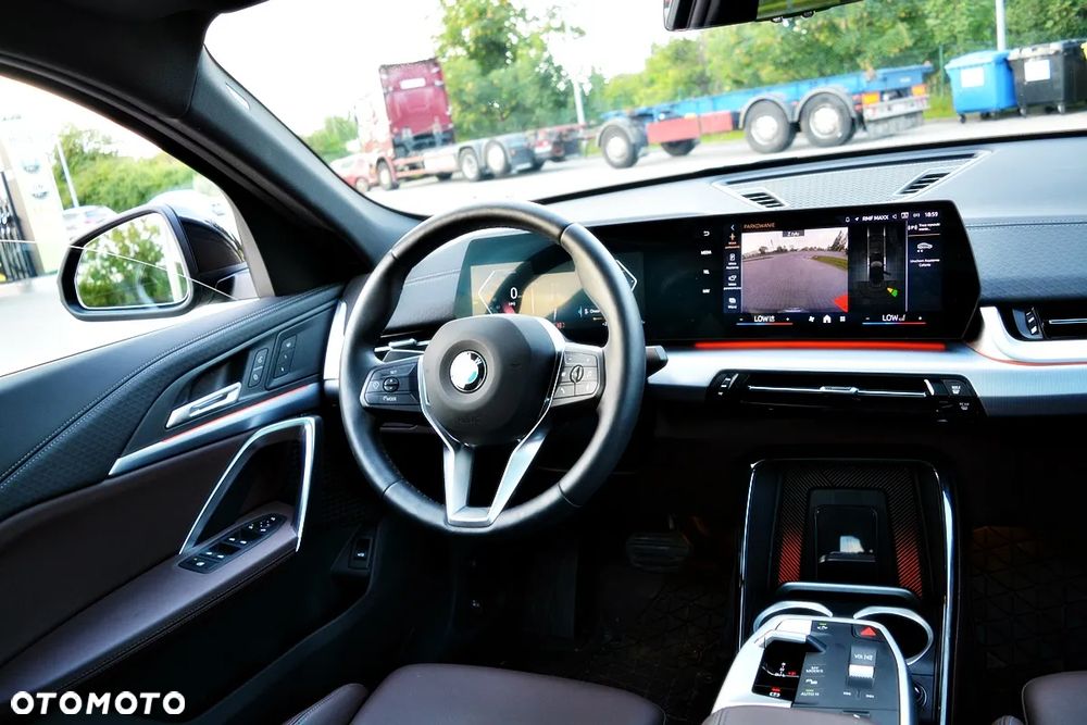 BMW X2 xDrive20i Advantage Plus - 14