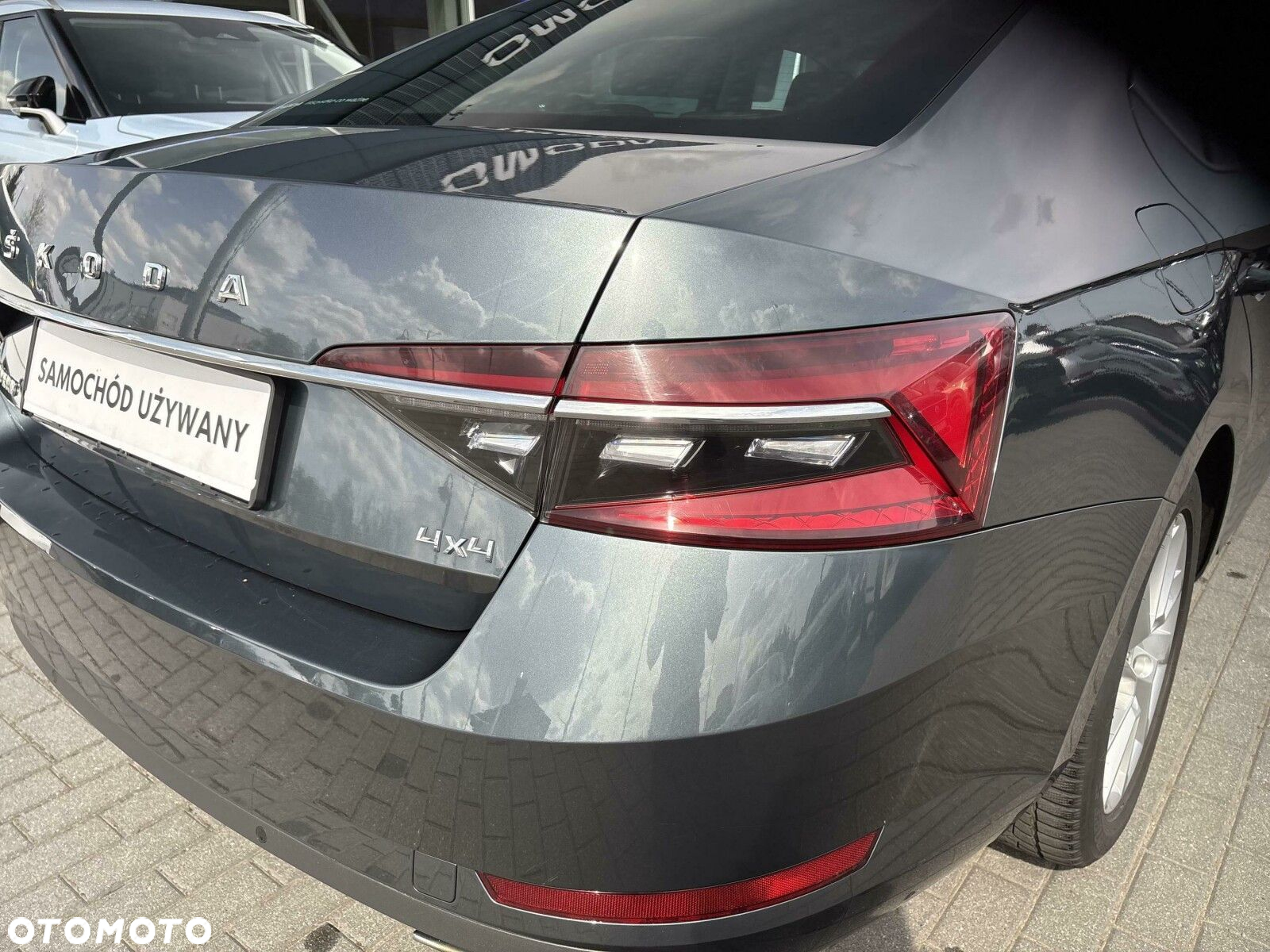 Skoda Superb 2.0 TSI 4x4 Ambition DSG - 27