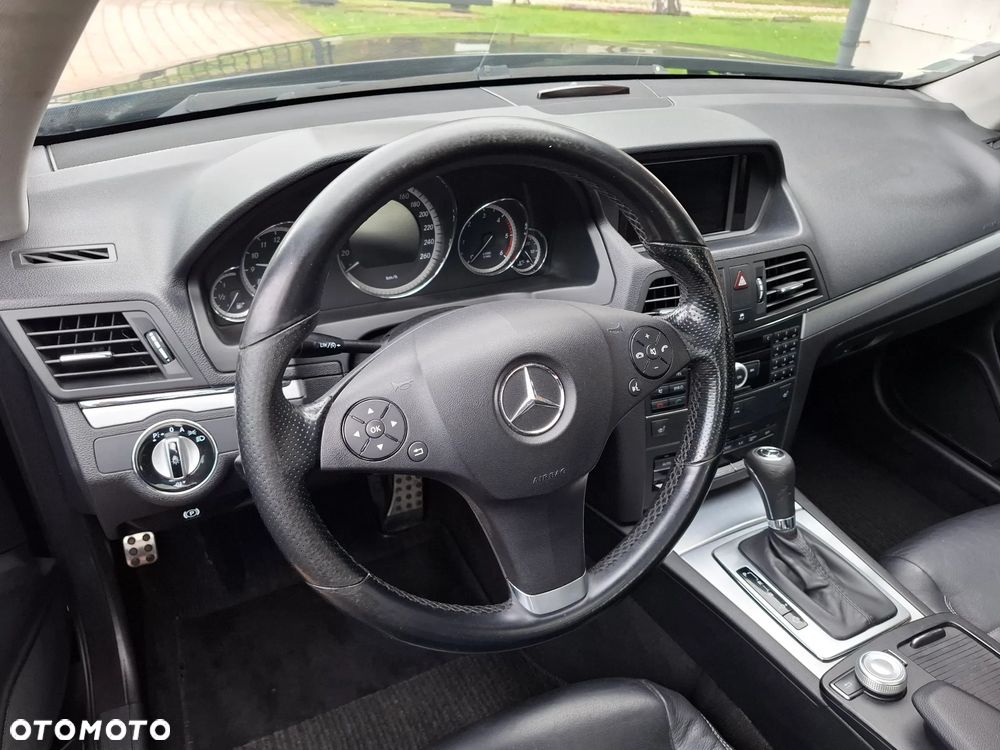 Mercedes-Benz Klasa E - 29