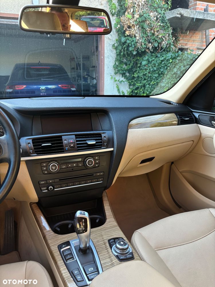 BMW X3 xDrive28i Sport-Aut - 8