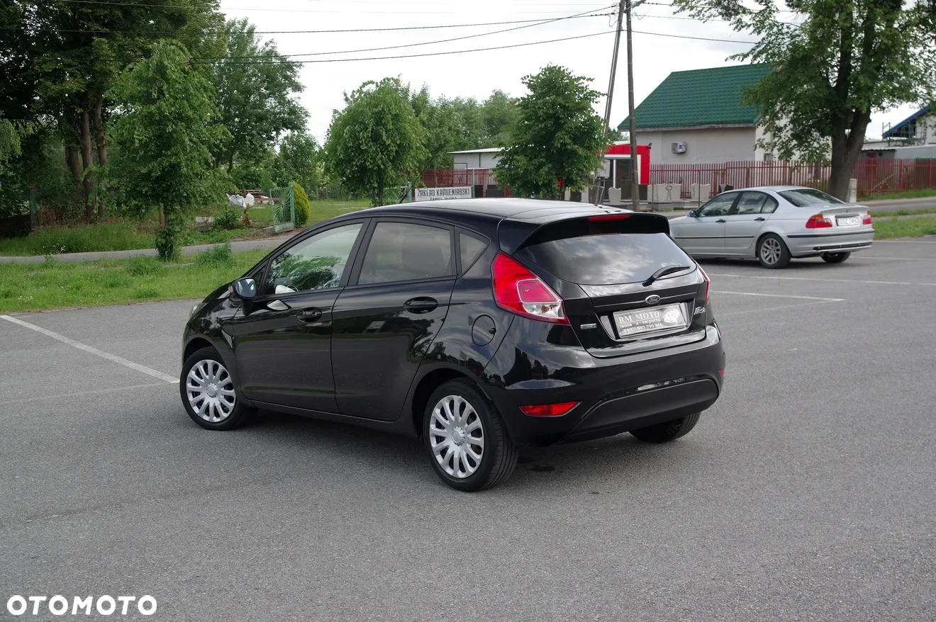 Ford Fiesta 1.0 EcoBoost S&S TREND - 4