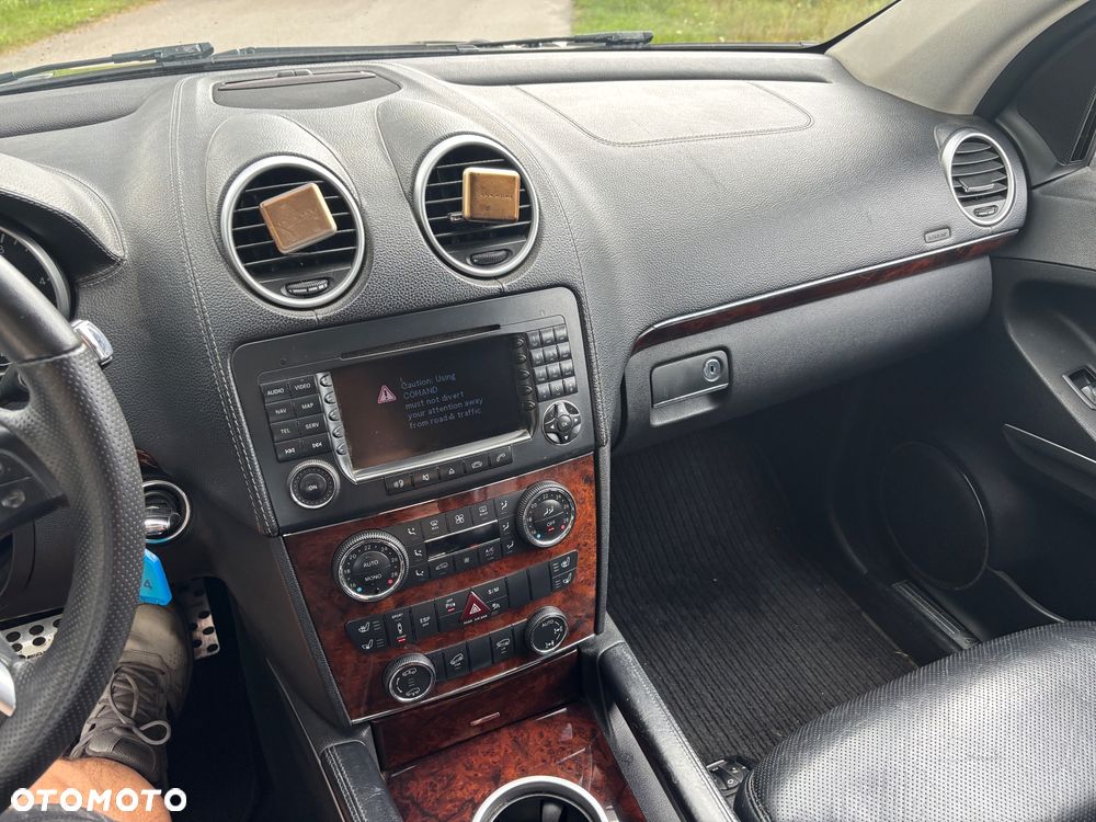 Mercedes-Benz GL 420 CDI - 33