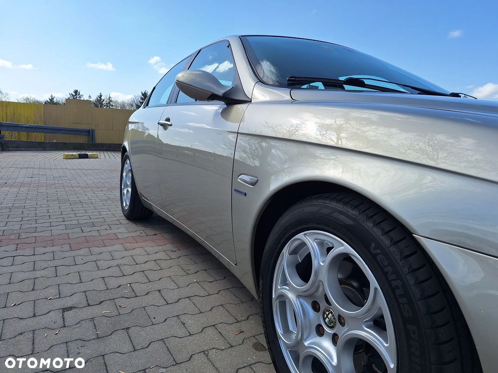 Alfa Romeo 156 2.5 V6 24V Distinctive - 12