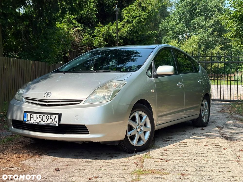 Toyota Prius - 14