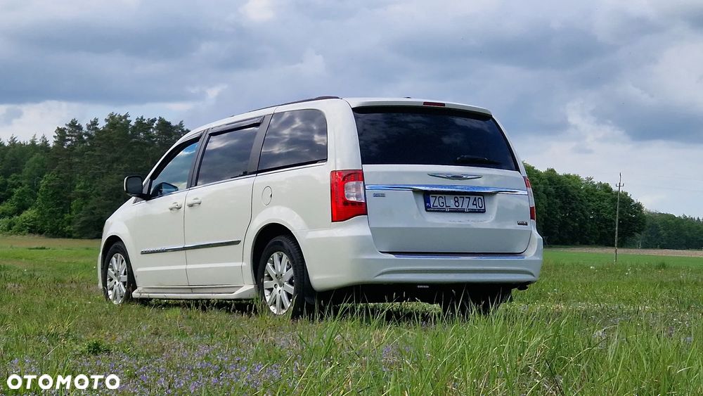 Chrysler Town & Country 3.6 Touring - 5