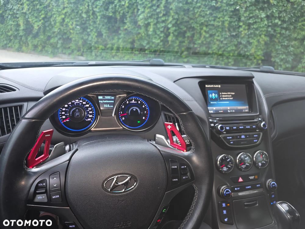 Hyundai Genesis - 23