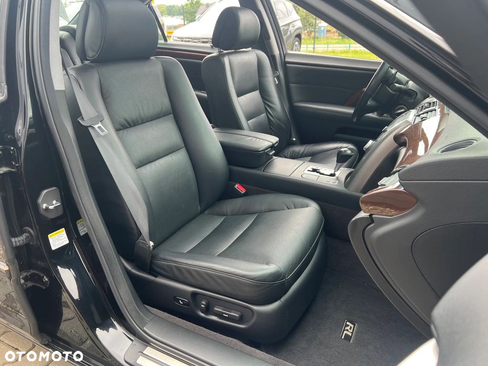 Acura RL 3.5 - 11