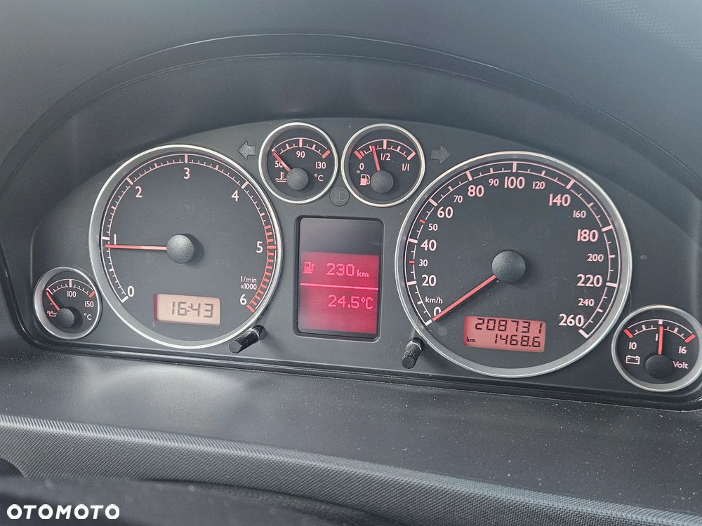 Seat Alhambra 2.0 TDI Style - 17