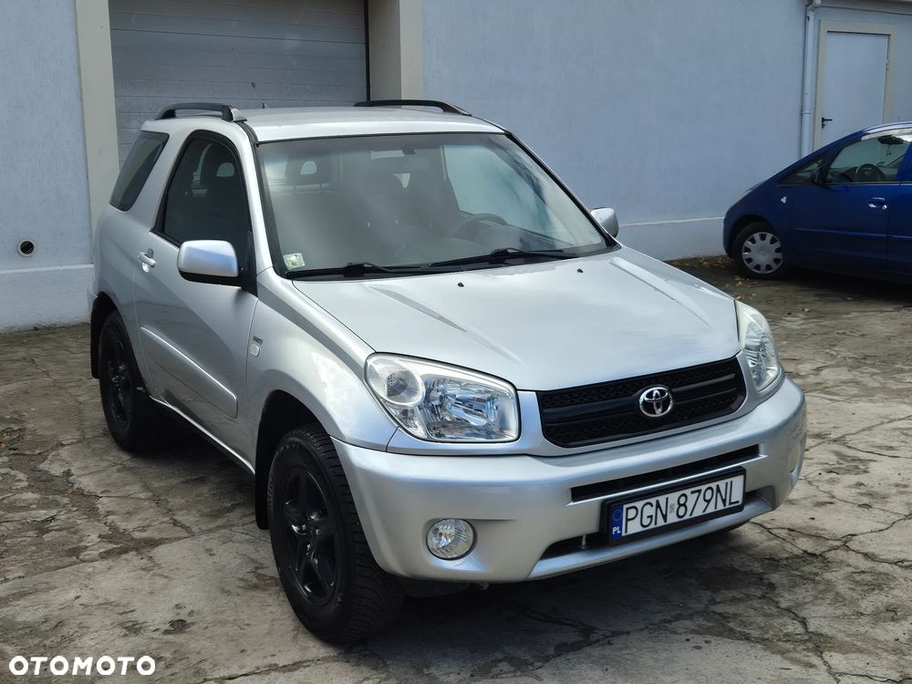 Toyota RAV4 - 1
