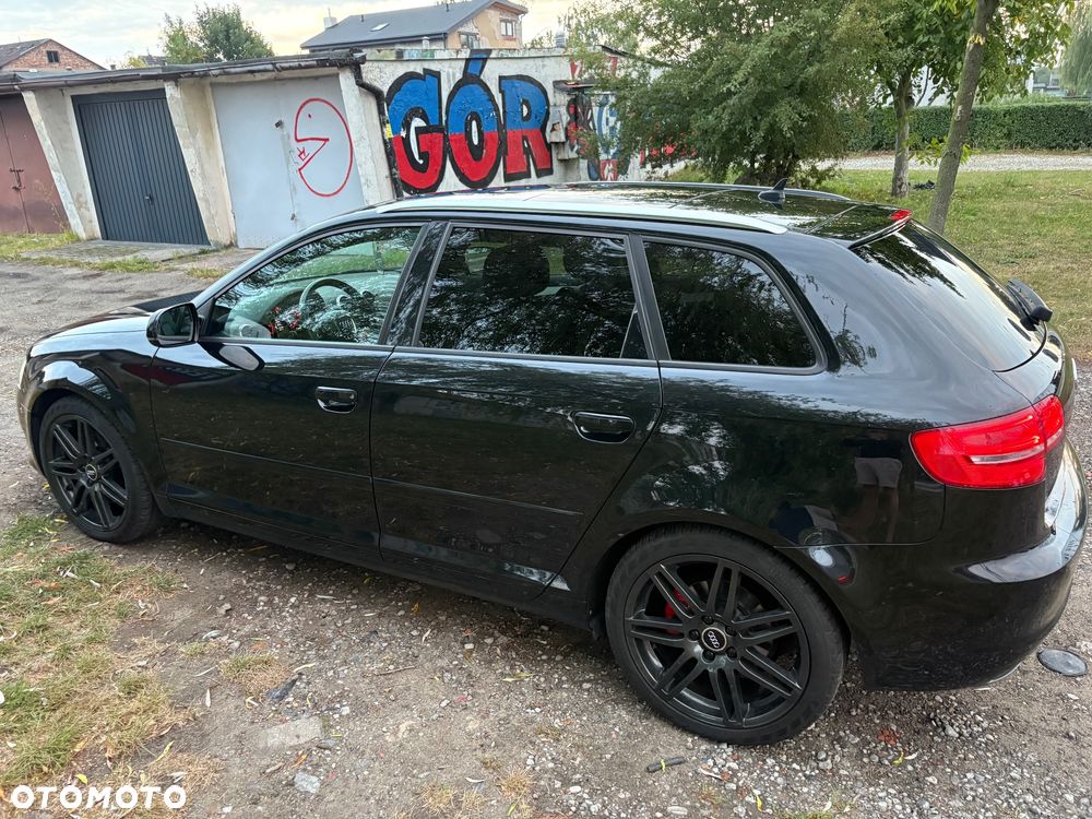 Audi A3 Sportback 2.0 TDI DPF Quattro Ambiente - 6