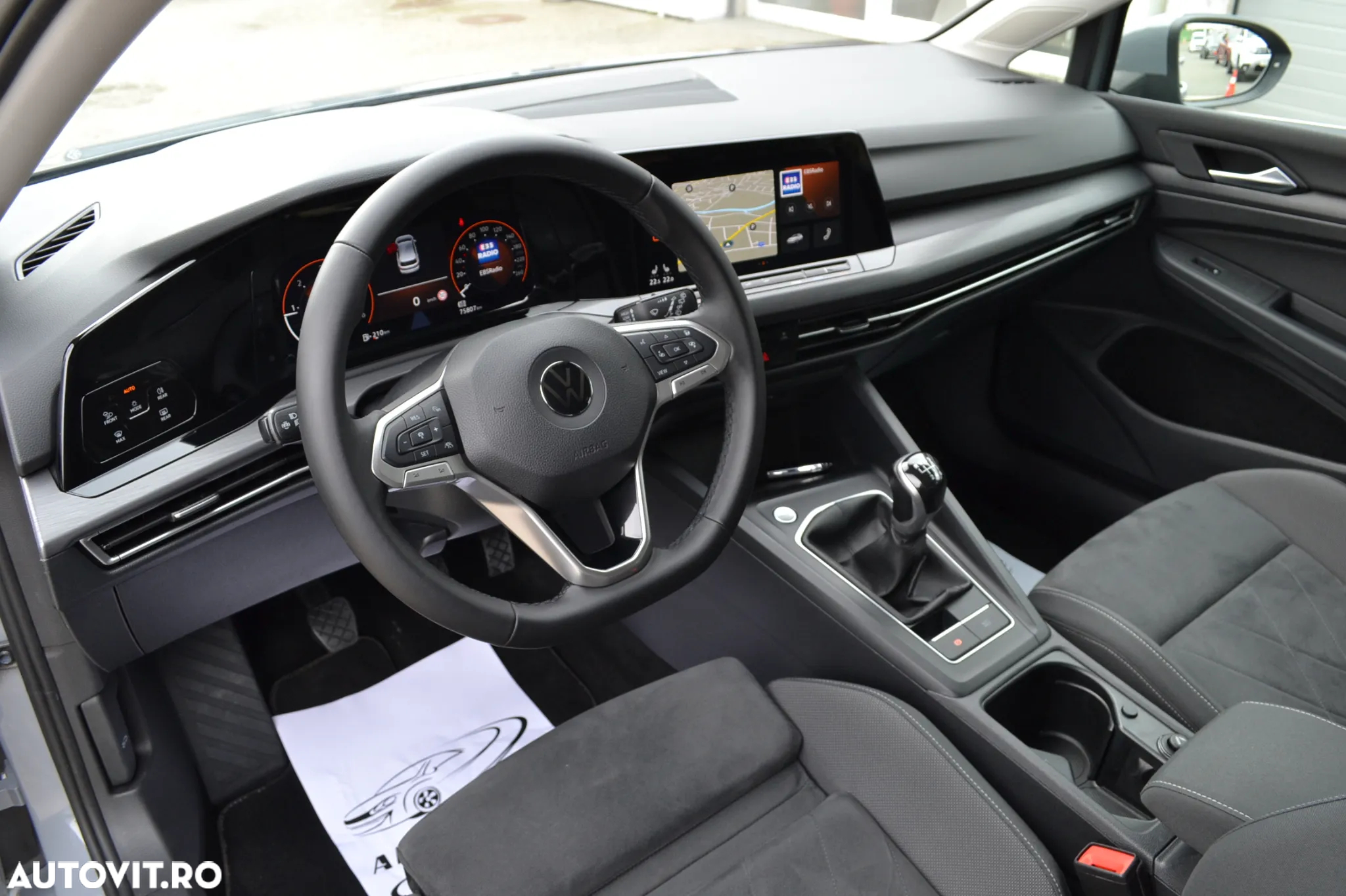 Volkswagen Golf - 10