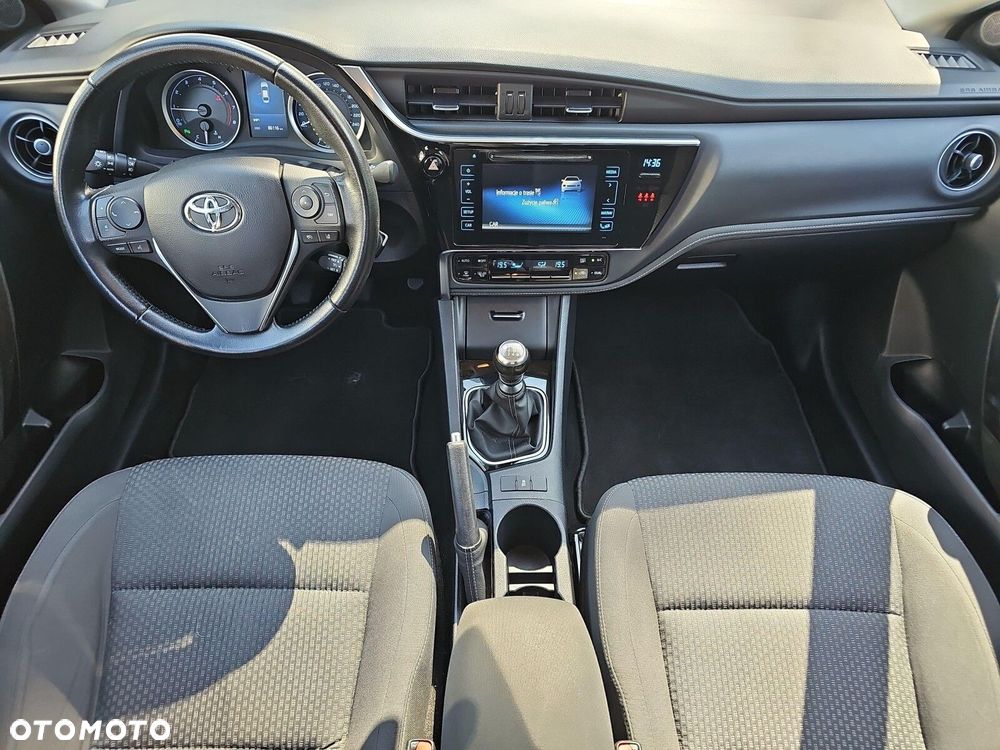 Toyota Corolla - 25