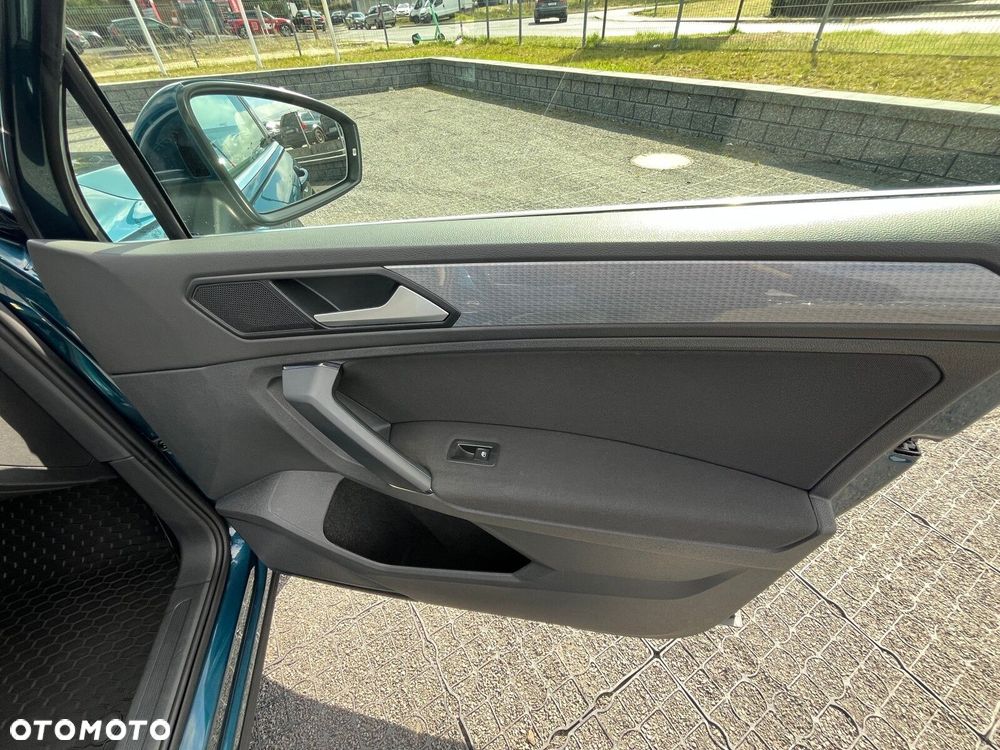 Volkswagen Tiguan 1.5 TSI EVO Life DSG - 24