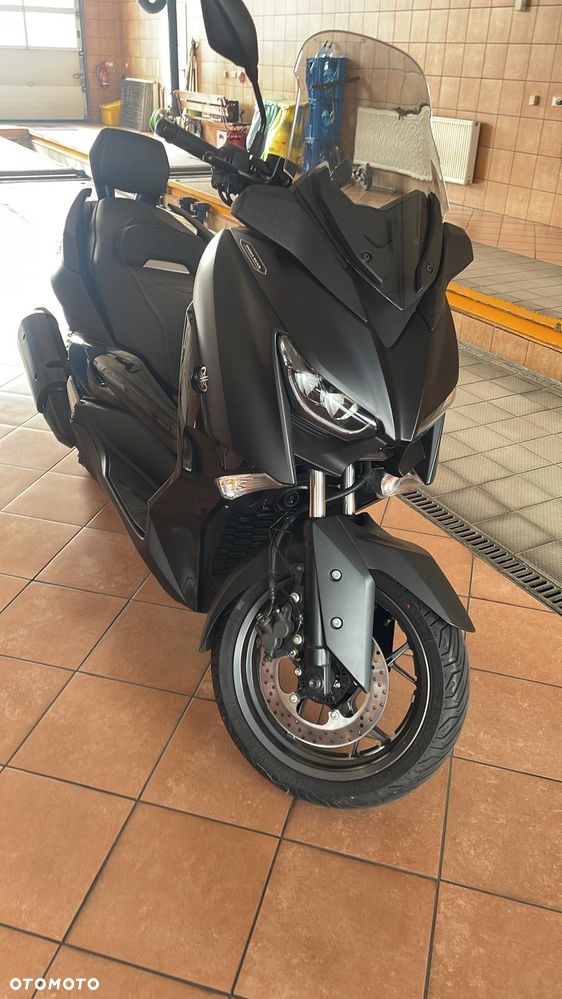 Yamaha X-max - 4