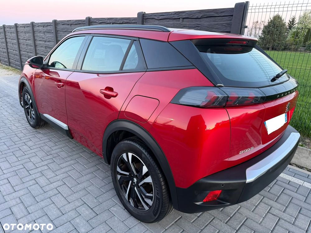 Peugeot 2008 BlueHDi 130 EAT8 Allure Pack - 32