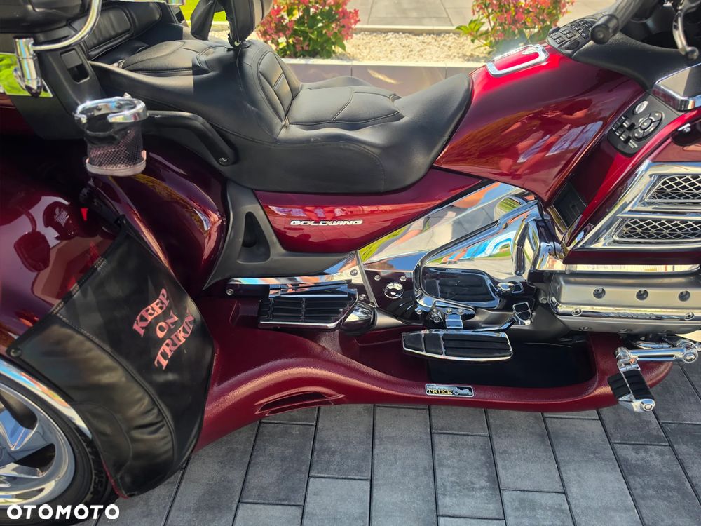 Honda GL - 24