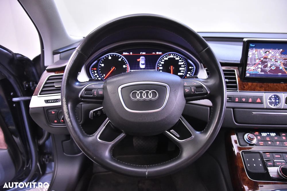 Audi A8 - 16