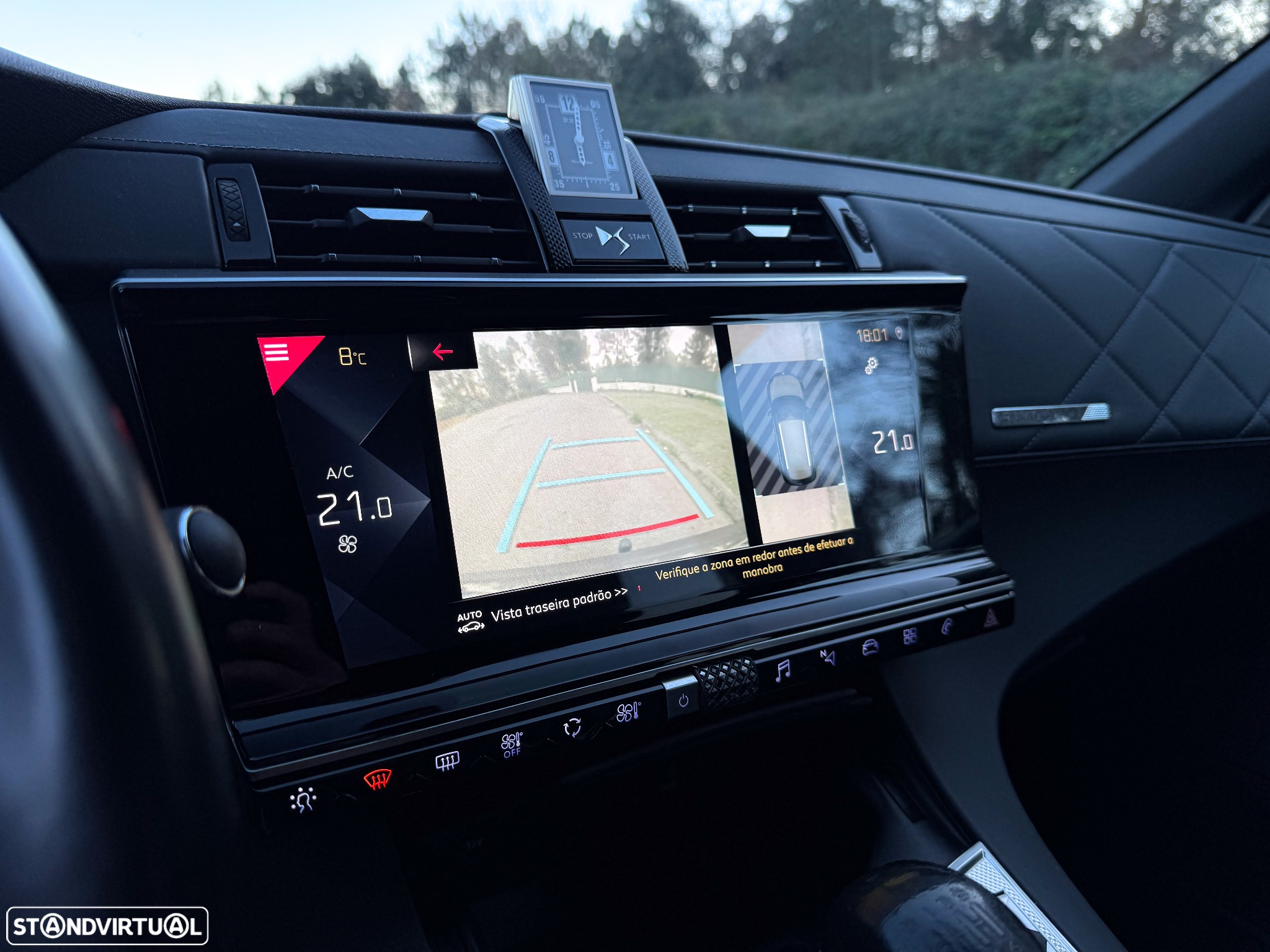 DS DS7 Crossback - 13