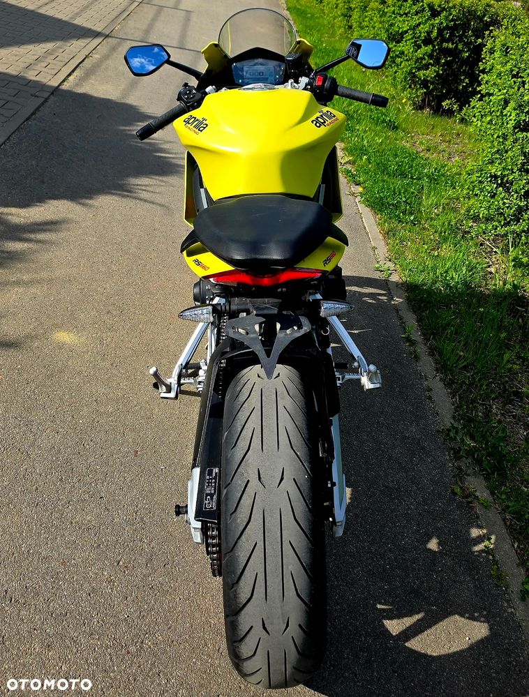 Aprilia RS - 8