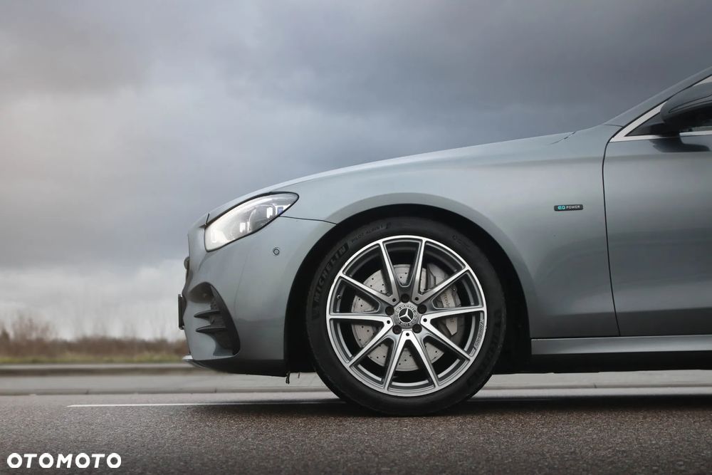 Mercedes-Benz Klasa E 300 Business Edition - 5