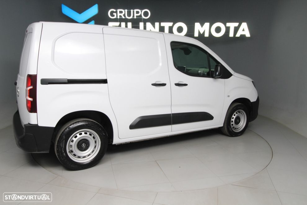 Opel Combo Cargo 1.5 D - 2