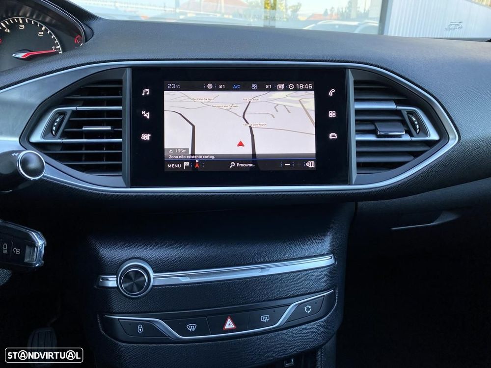 Peugeot 308 SW 1.5 BlueHDi Style - 18