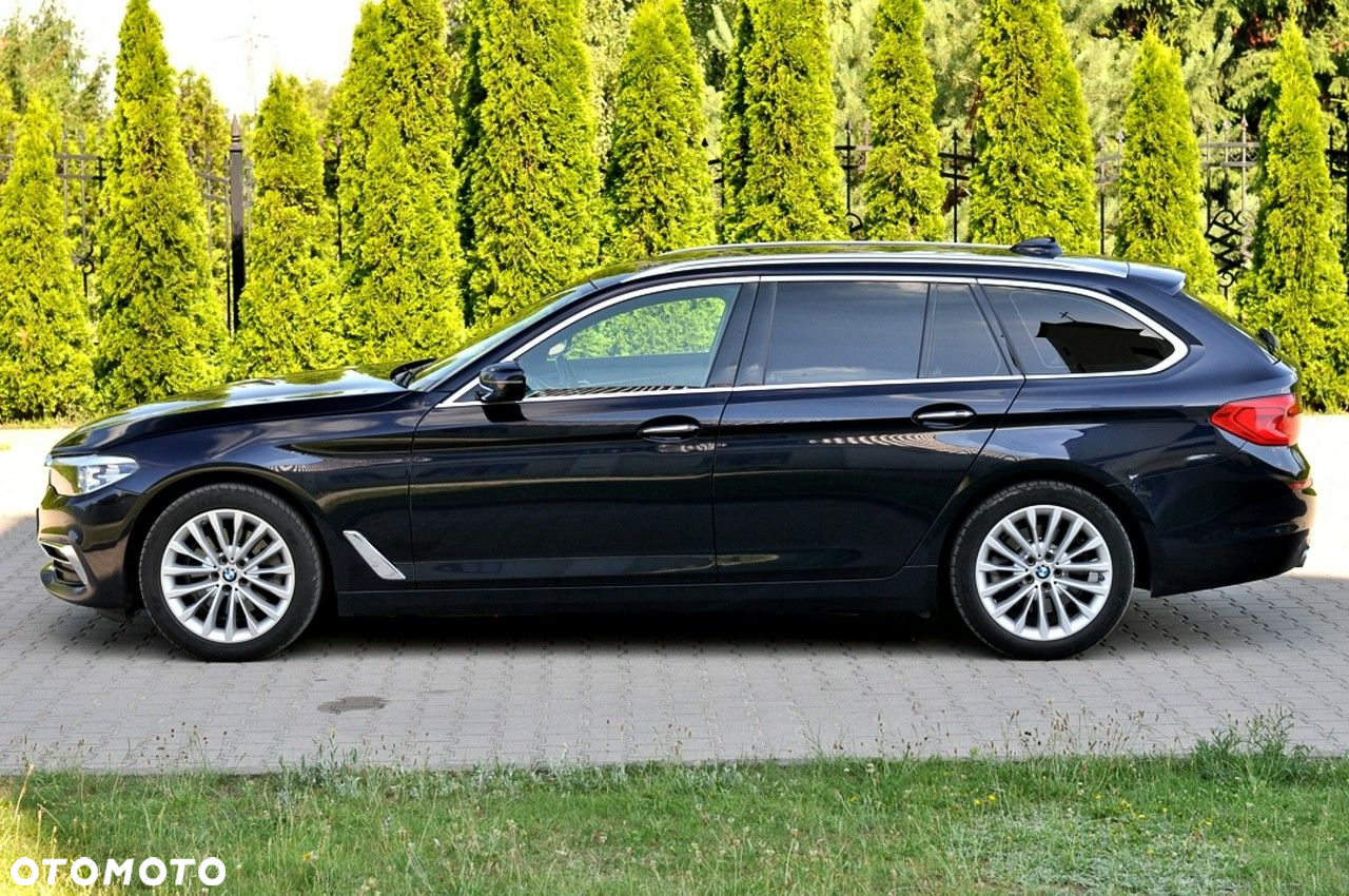 BMW Seria 5 520d Luxury Line sport - 35