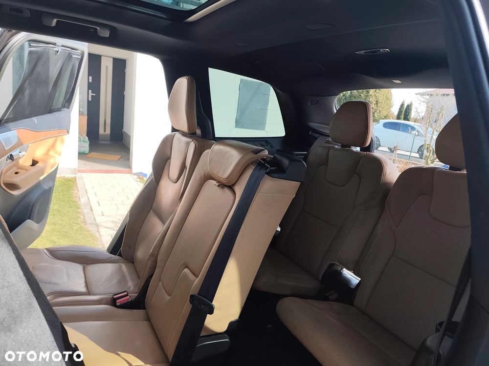 Volvo XC 90 D5 AWD Inscription 7os - 9