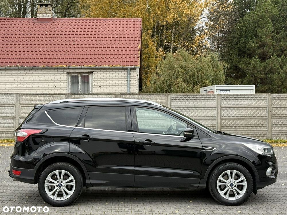 Ford Kuga 2.0 TDCi 2x4 Titanium - 21