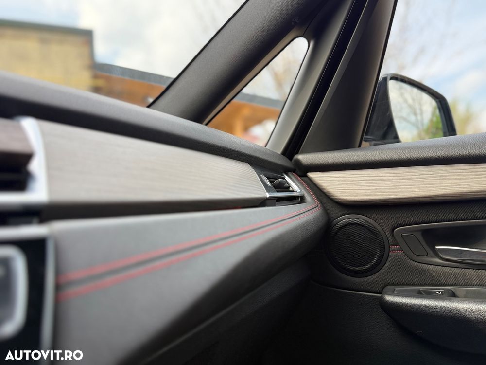 BMW Seria 2 218d - 37