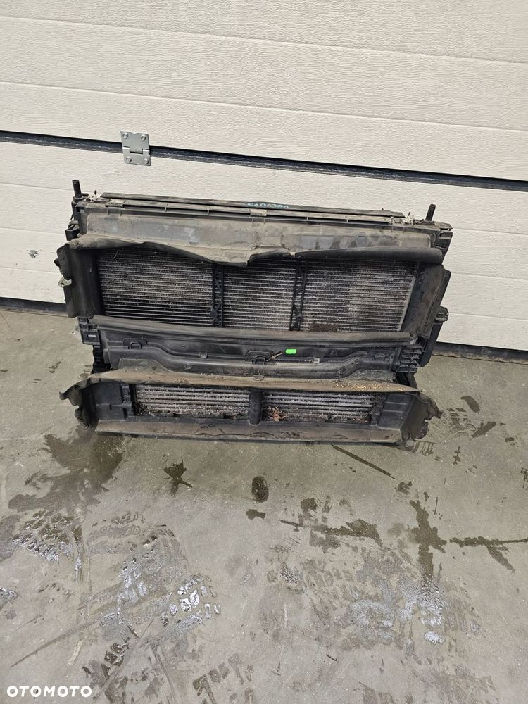 pas przedni chłodnice volvo v90 ii 0460810240 28141907 2.0l - 5