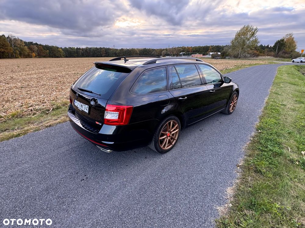 Skoda Octavia 2.0 TDI RS DSG - 28
