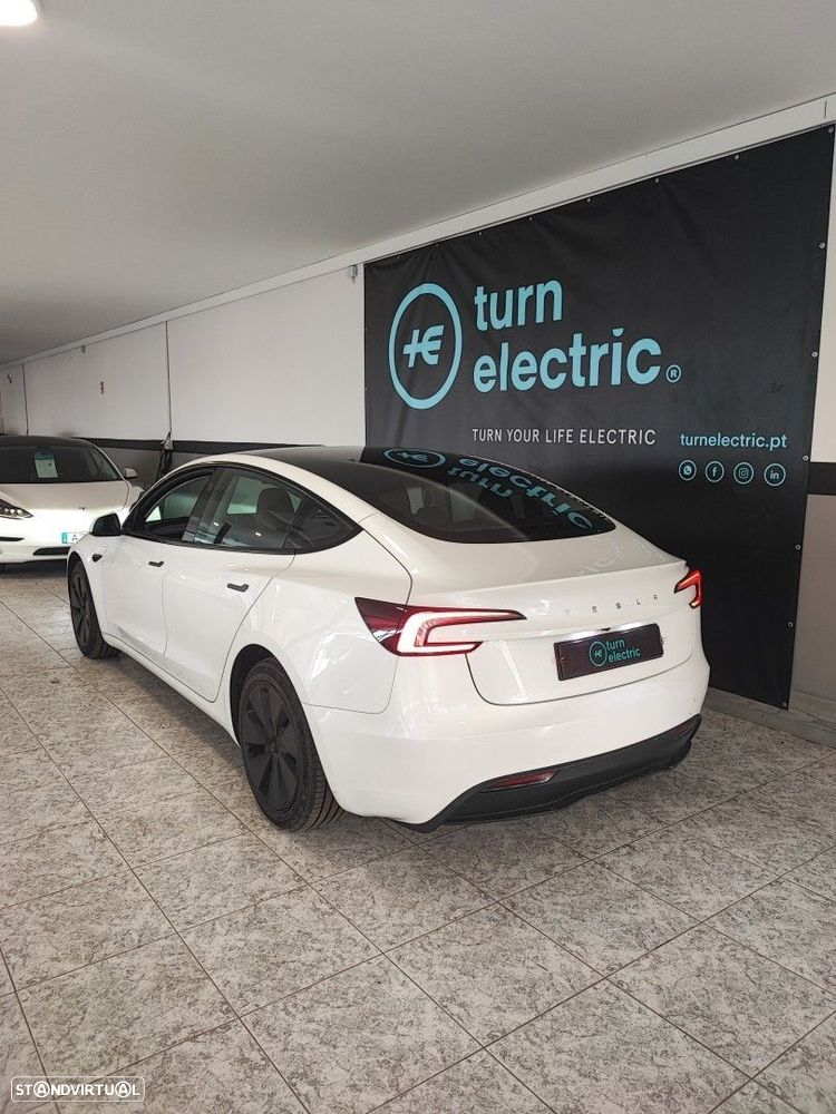 Tesla Model 3 Standard Range Plus RWD - 3