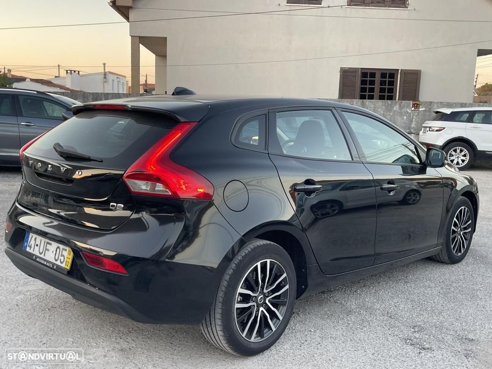 Volvo V40 2.0 D2 Momentum - 6