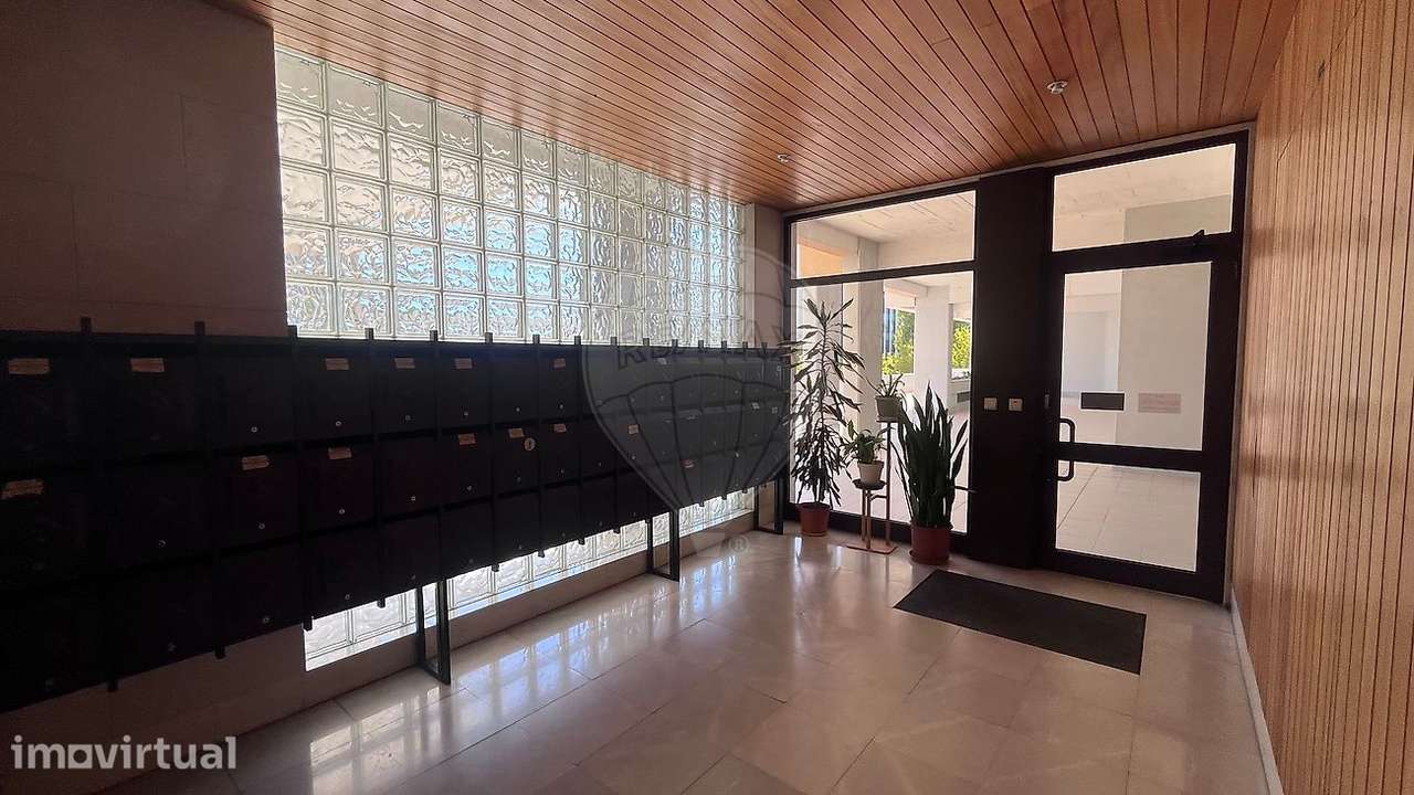 Apartamento T2 para arrendamento - Grande imagem: 2/24