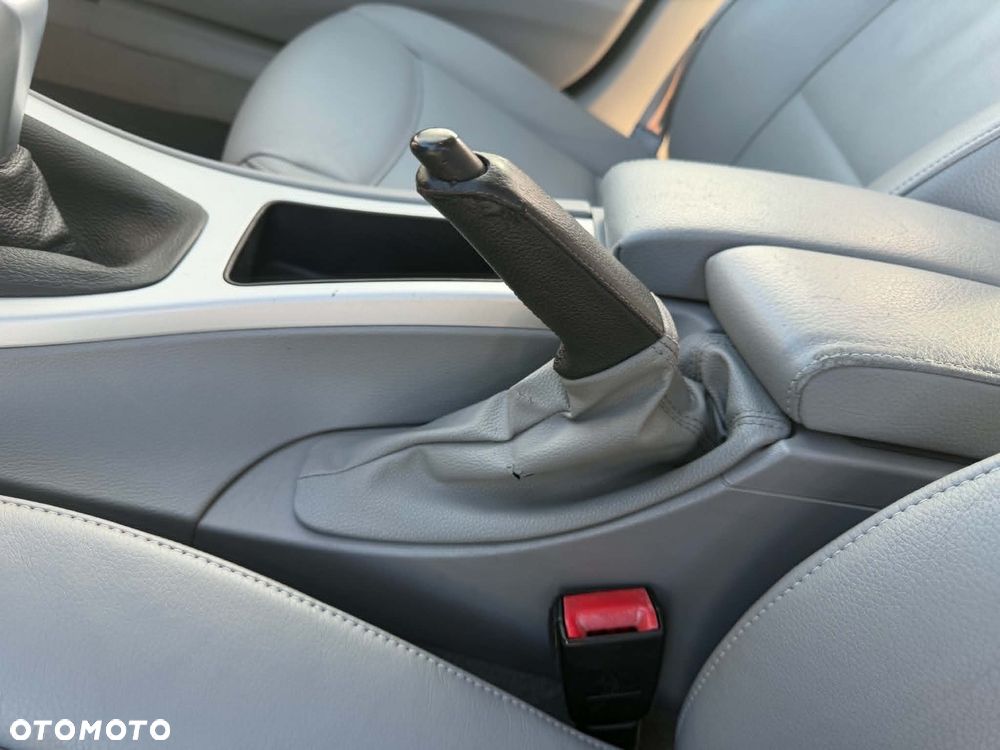 BMW Seria 3 320d DPF - 30