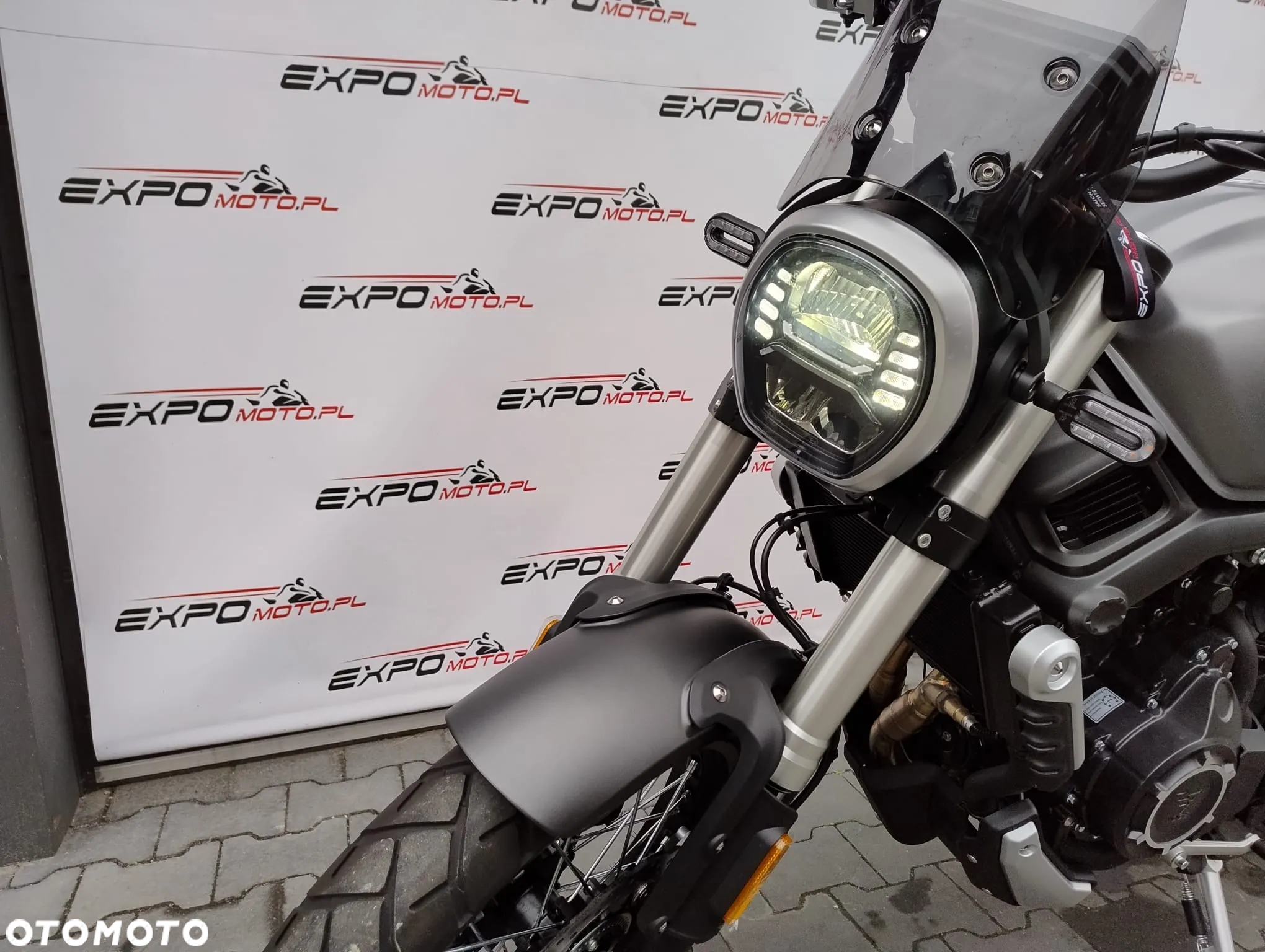 VOGE 525ACX - 4