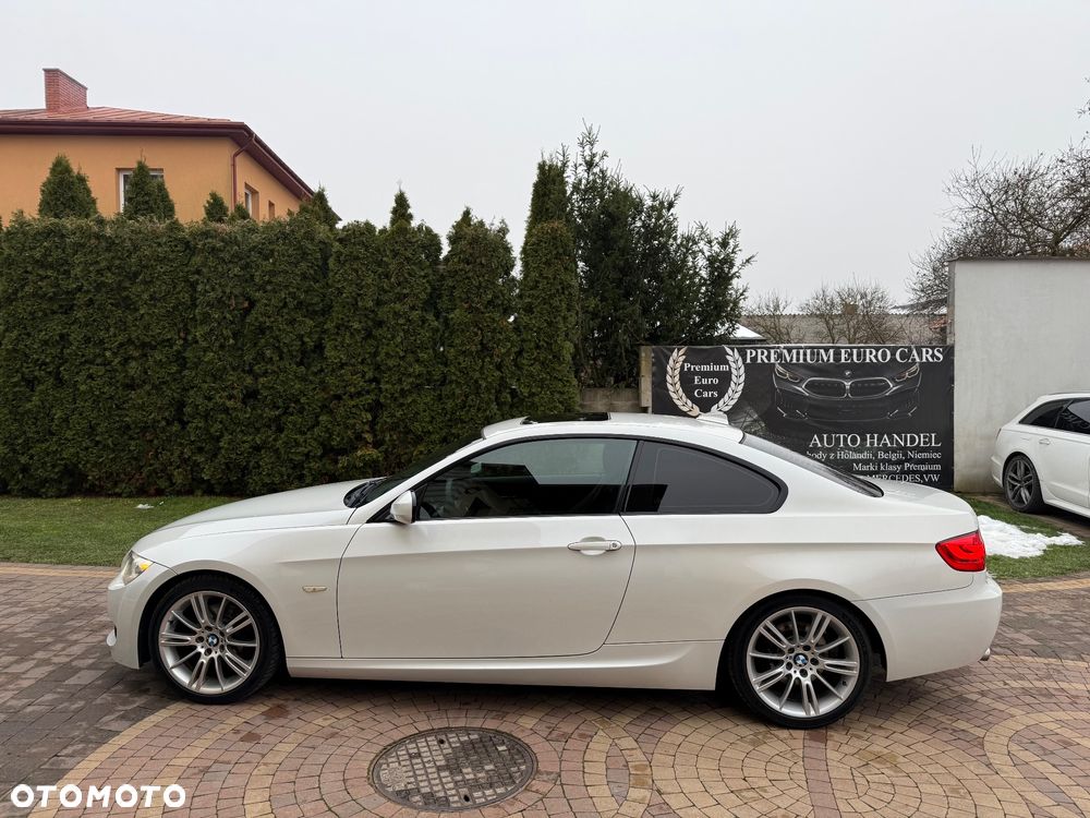 BMW Seria 3 320d DPF Efficient Dynamics Edition - 21