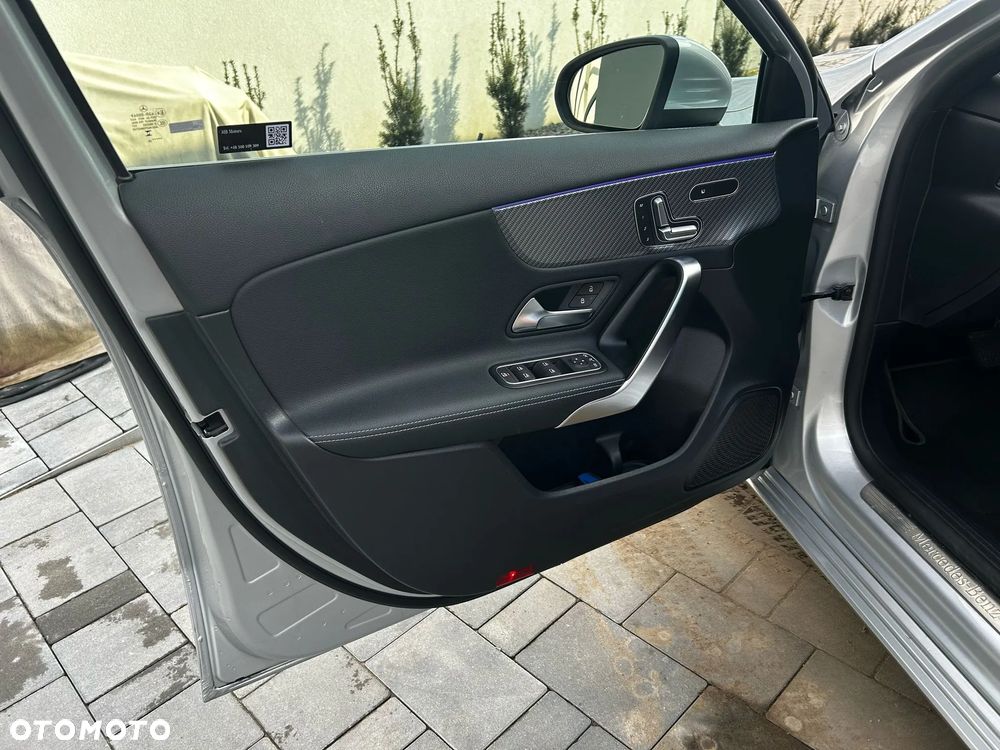 Mercedes-Benz Klasa A 200 d Progressive 8G-DCT - 14