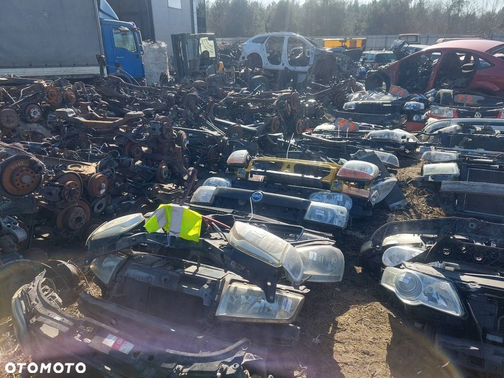 KOMPLETNY PRZÓD MASKA ZDERZAK BŁOTNIKI LAMPY GRILL PEUGEOT PARTNER I EKQD - 16